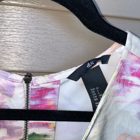 H&M Top - Picture 4 of 6